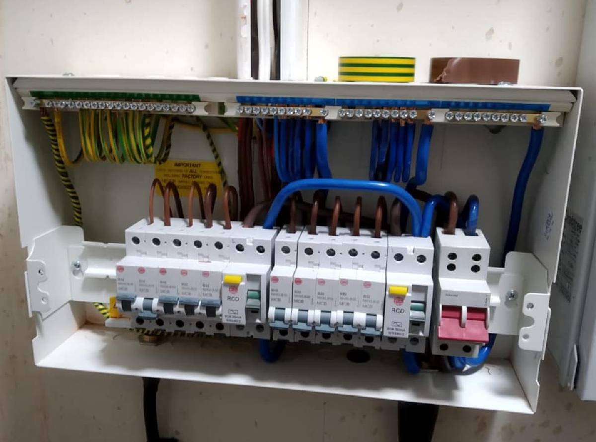 Electricians in Erith and Kent